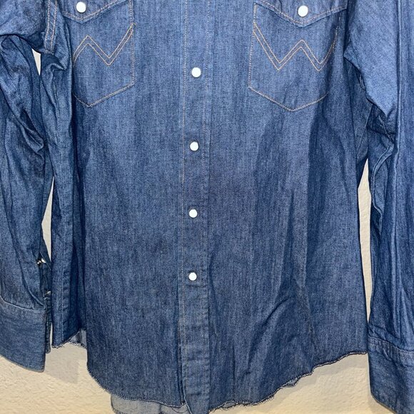 VINTAGE 60s WRANGLER PRE-SHRUNK PEARL SNAP EX LONG TAILS DENIM SHIRT 16.5" X 35" - Picture 6 of 15